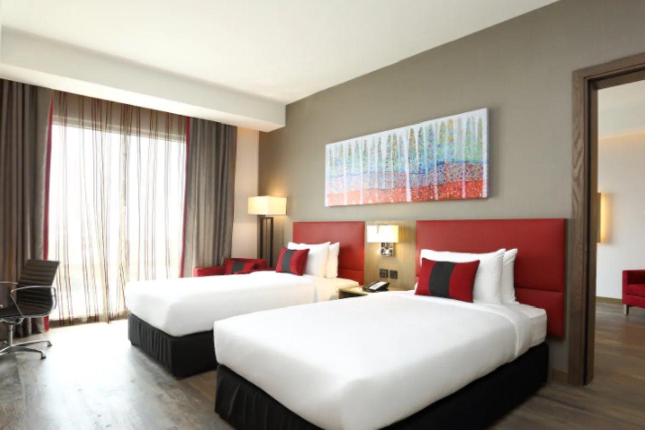 Ramada Encore By Wyndham Muscat Al-Ghubra Εξωτερικό φωτογραφία